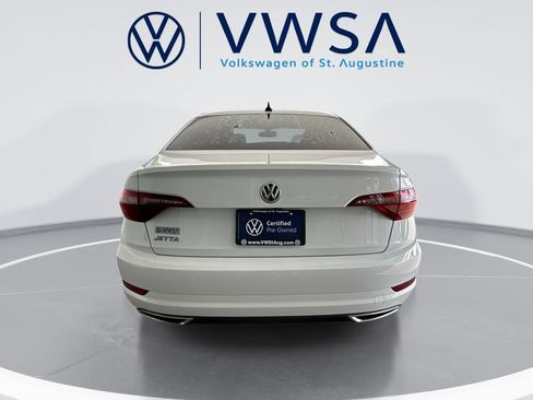 Certified 2021 Volkswagen Jetta R-Line w/ R-Line Cold Weather Package FWD image 6