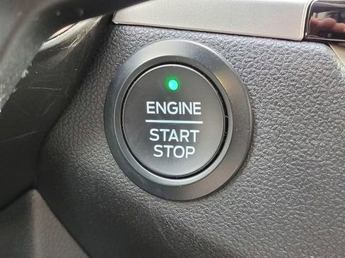 Used 2020 Ford Escape SEL image 25