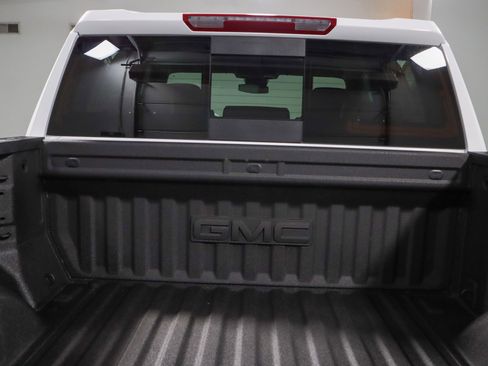 Used 2025 GMC Sierra 1500 Elevation w/ Elevation Premium Package image 31