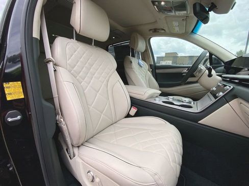Used 2025 Genesis GV80 3.5T Prestige AWD/4WD image 29