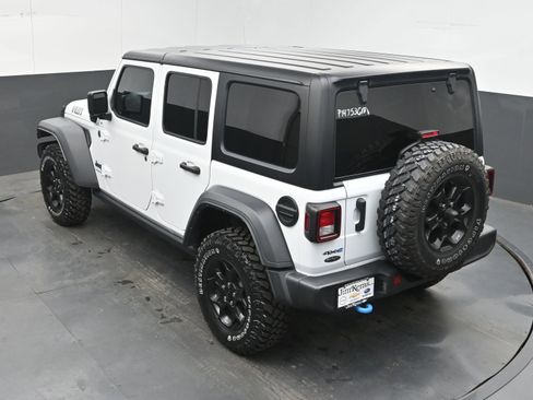 Used 2023 Jeep Wrangler Unlimited w/ 8.4" Radio Group AWD/4WD image 39