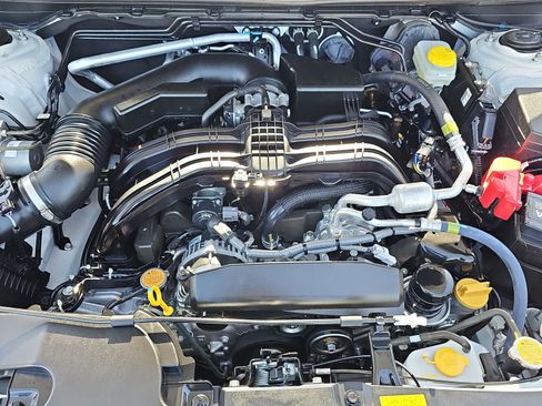 Certified 2025 Subaru Crosstrek 2.5i Sport w/ Crosstrek Mirror Package image 31