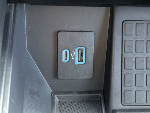 Used 2022 Ford F150 Platinum w/ Equipment Group 701A High image 25