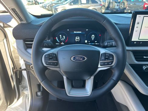 New 2025 Ford Explorer Active w/ Active Comfort Package image 47
