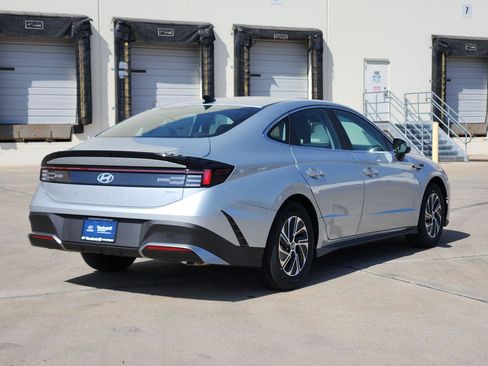 New 2026 Hyundai Sonata Blue image 4