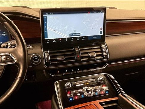 Used 2023 Lincoln Navigator L Reserve w/ Equipment Group 201A image 6