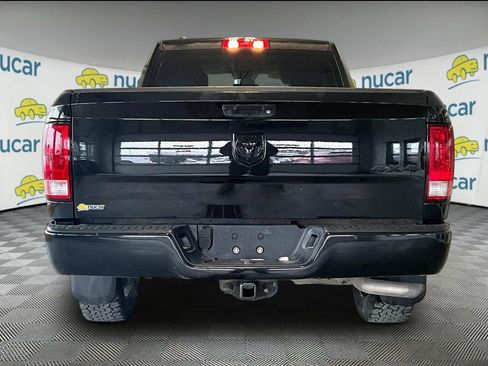 Used 2018 RAM 1500 Express w/ Black Ram 1500 Express Group image 5