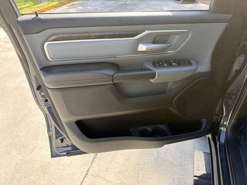 Used 2021 RAM 1500 Big Horn RWD image 25