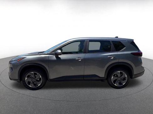 Used 2025 Nissan Rogue SV FWD image 8