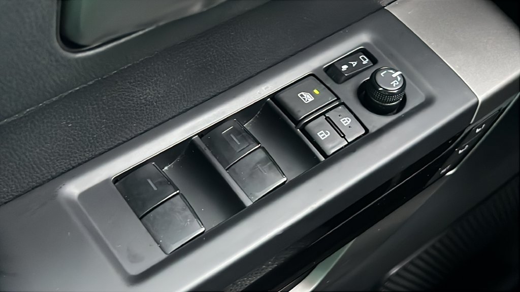 Used 2023 Toyota Tundra Limited AWD/4WD image 20