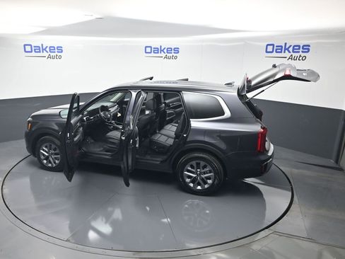 New 2025 Kia Telluride LX FWD image 60