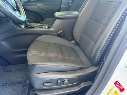 Used 2024 Chevrolet Equinox RS FWD image 4