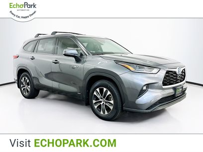 Used 2021 Toyota Highlander XLE