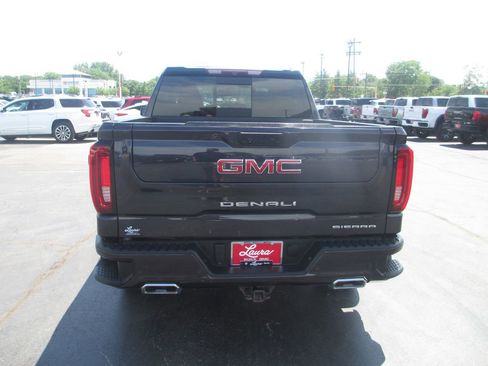 Used 2022 GMC Sierra 1500 Denali AWD/4WD image 5