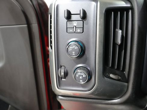 Used 2018 Chevrolet Silverado 1500 LT w/ All Star Edition AWD/4WD image 31