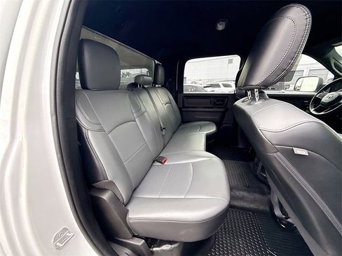 Used 2021 RAM 2500 Tradesman w/ Chrome Appearance Group image 29