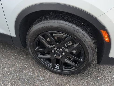 Certified 2022 Chevrolet Blazer LT w/ LPO, Black Accent Package image 10