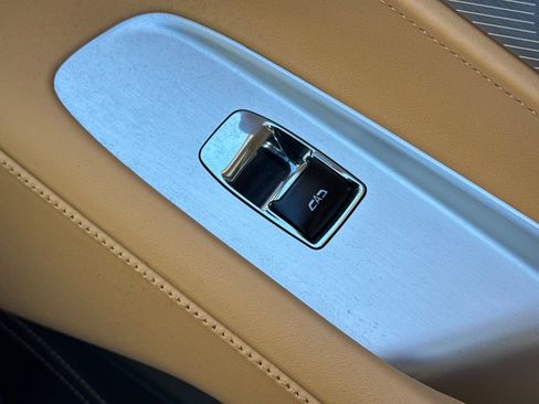 Used 2020 Chevrolet Corvette Stingray Premium Cpe w/ 3LT Preferred Equipment Group image 19