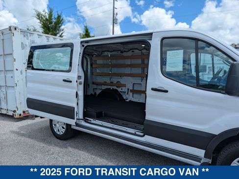 Used 2025 Ford Transit 250 Low Roof w/ Exterior Upgrade Package RWD image 16