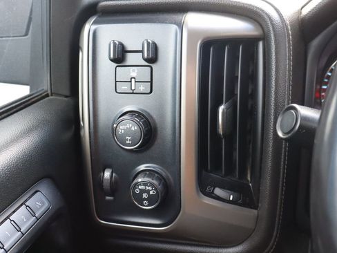 Used 2017 Chevrolet Silverado 1500 High Country AWD/4WD image 6