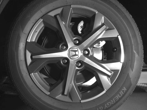 Used 2024 Honda HR-V EX-L image 9