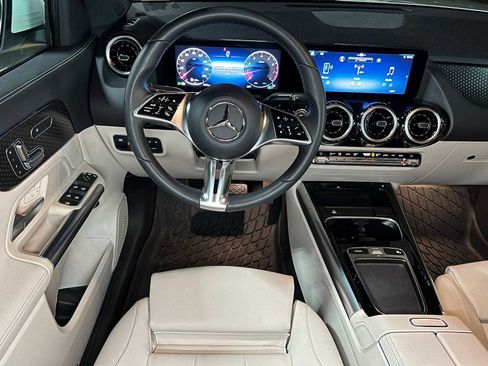 Certified 2026 Mercedes-Benz GLA 250 4MATIC image 41