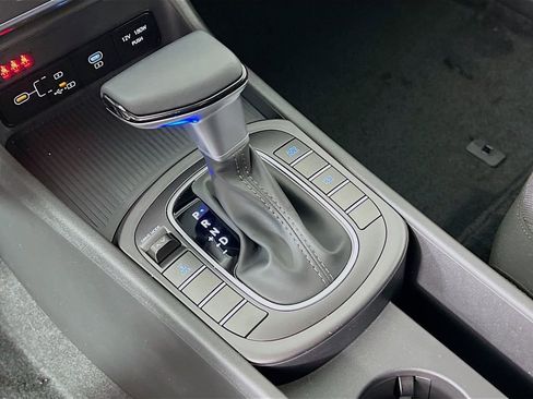 Certified 2025 Hyundai Kona SEL image 15