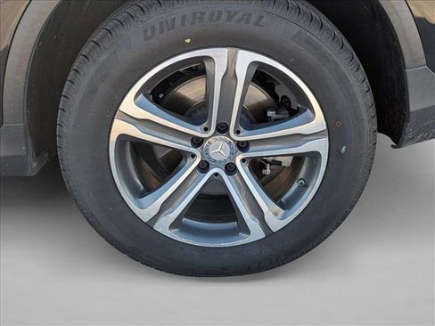 Used 2017 Mercedes-Benz GLC 300 4MATIC image 17