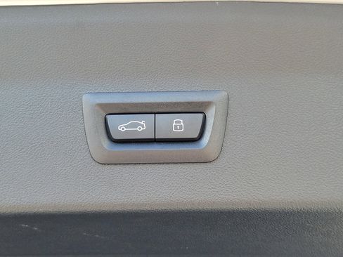 Used 2025 BMW X4 xDrive30i image 19