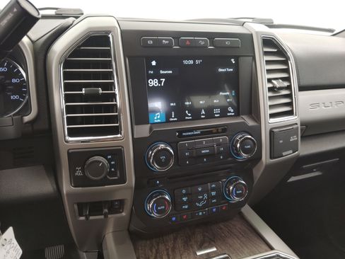 Used 2017 Ford F250 Lariat w/ Lariat Value Package image 25