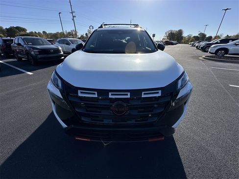 New 2026 Nissan Rogue SV image 25