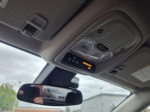 Used 2025 Buick Encore GX Preferred FWD image 31