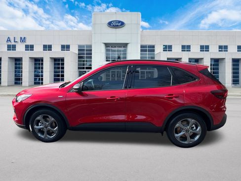 New 2026 Ford Escape ST-Line w/ Tech Pack #1 FWD image 9