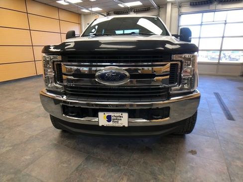 Certified 2019 Ford F250 XLT image 2