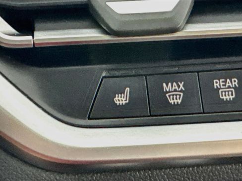 Used 2023 BMW 430i xDrive Coupe w/ Premium Package AWD/4WD image 4