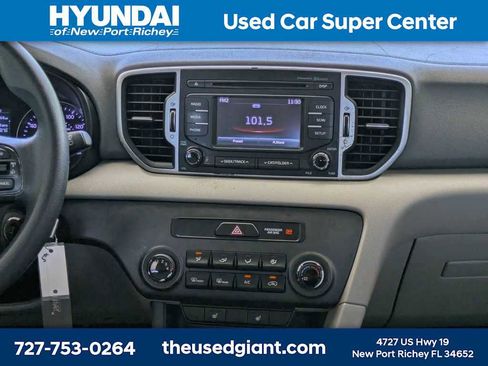 Used 2017 Kia Sportage LX w/ LX Popular Package AWD/4WD image 19