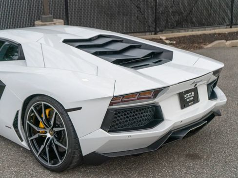 Used 2017 Lamborghini Aventador LP 700-4 AWD/4WD image 36