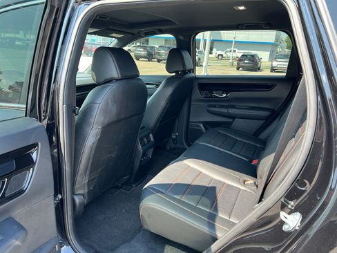 Used 2025 Honda CR-V Sport Touring image 10