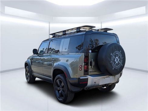 Used 2020 Land Rover Defender 110 HSE image 5