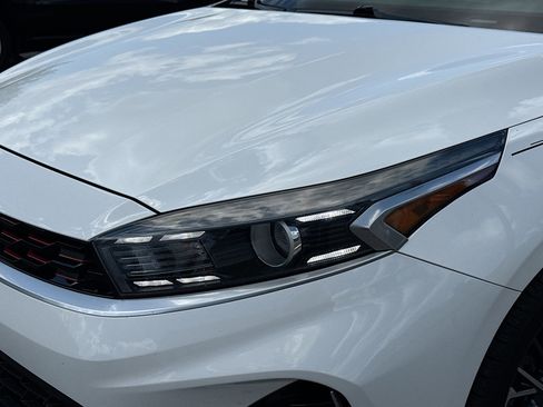 Used 2022 Kia Forte GT-Line w/ GT-Line Technology Package FWD image 9