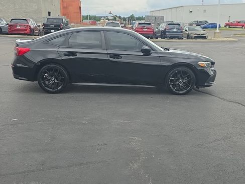 Used 2024 Honda Civic Sport image 9