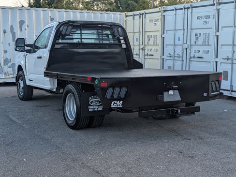 New 2025 Ford F350 XL w/ XL Chrome Package RWD image 7