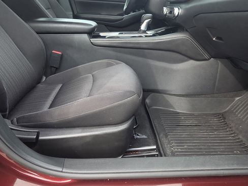 Used 2023 Nissan Altima 2.5 SV image 15