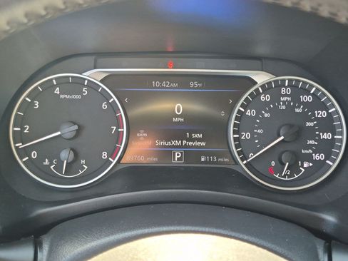 Used 2021 Nissan Sentra SV FWD image 16