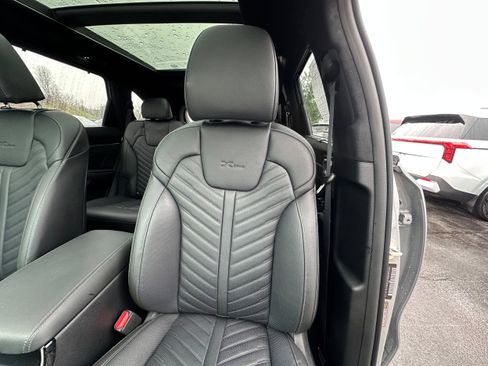 Used 2025 Kia Sorento SX Prestige AWD/4WD image 43