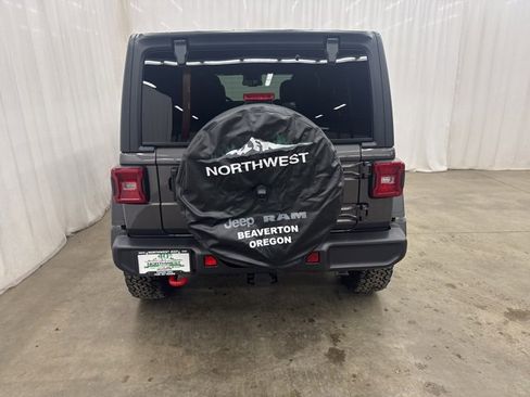 Used 2025 Jeep Wrangler Unlimited Rubicon image 30