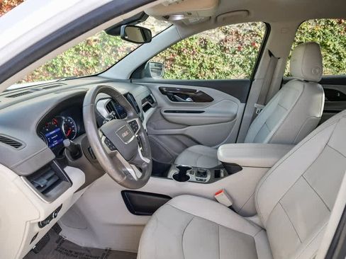 Used 2020 GMC Terrain Denali w/ Denali Premium Package image 16