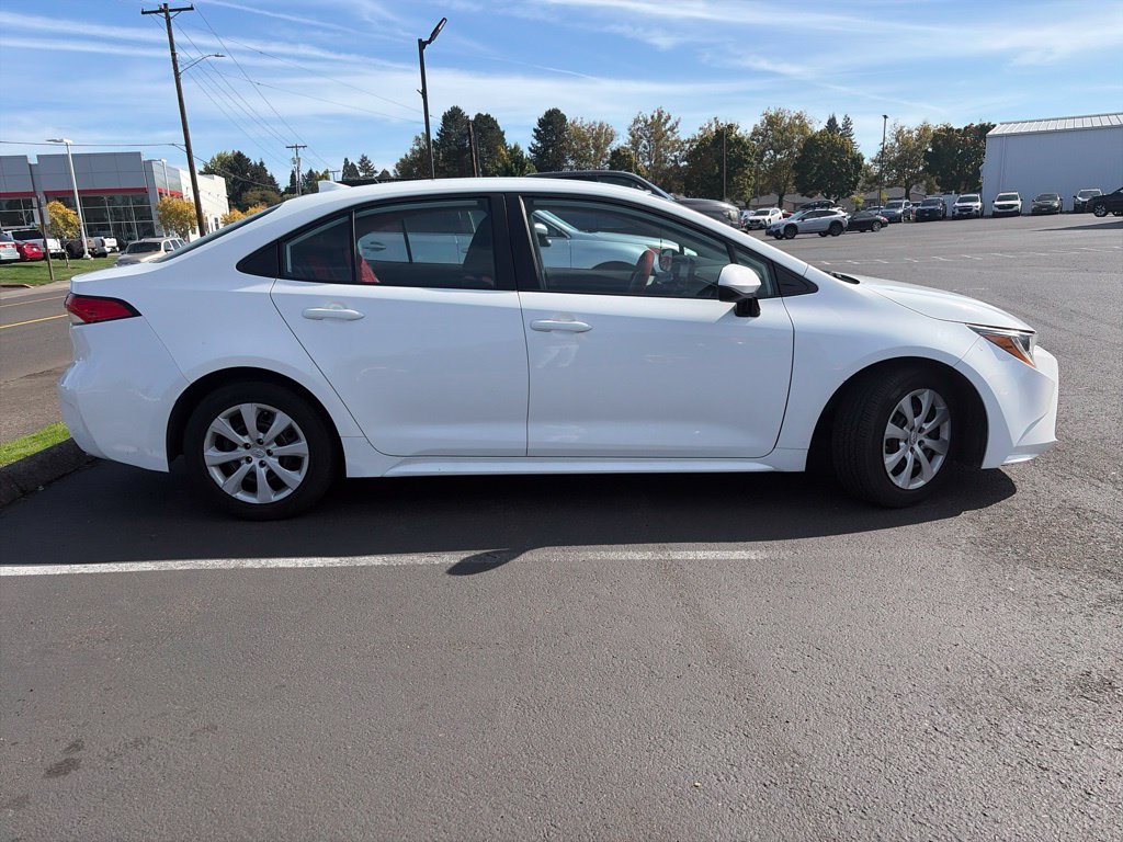 Used 2023 Toyota Corolla LE FWD image 8
