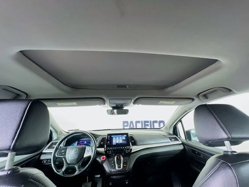 Used 2023 Honda Odyssey EX-L image 40