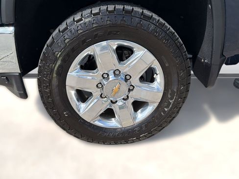Certified 2023 Chevrolet Silverado 2500 LTZ w/ LTZ Texas Edition AWD/4WD image 11